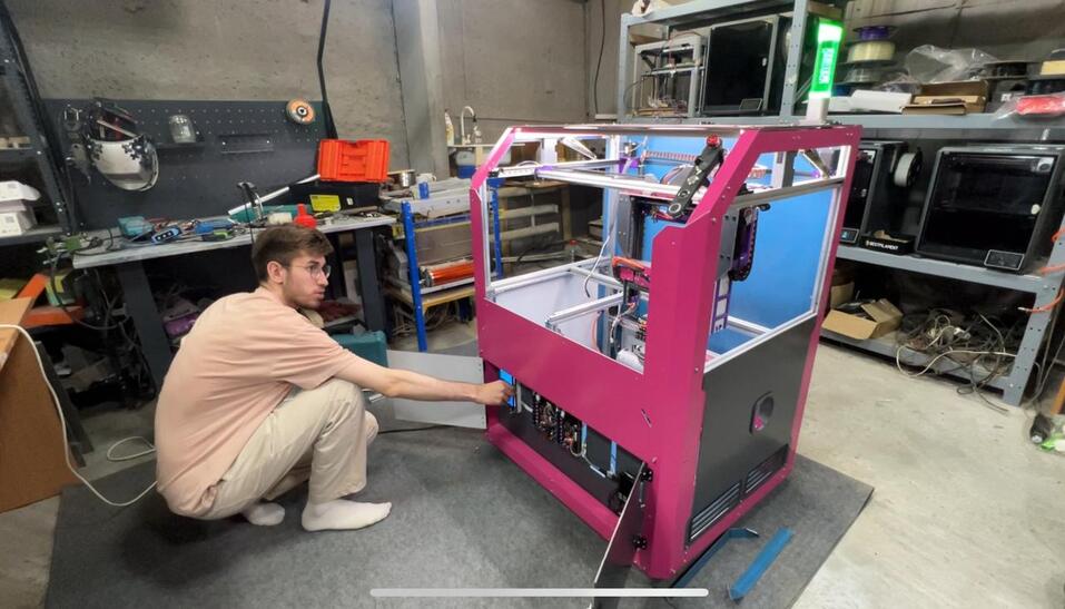 Завод размером с холодильник: уральцы разработали станок для изготовления электронных плат 4 Завод размером с холодильник: уральцы разработали станок для изготовления электронных плат 4