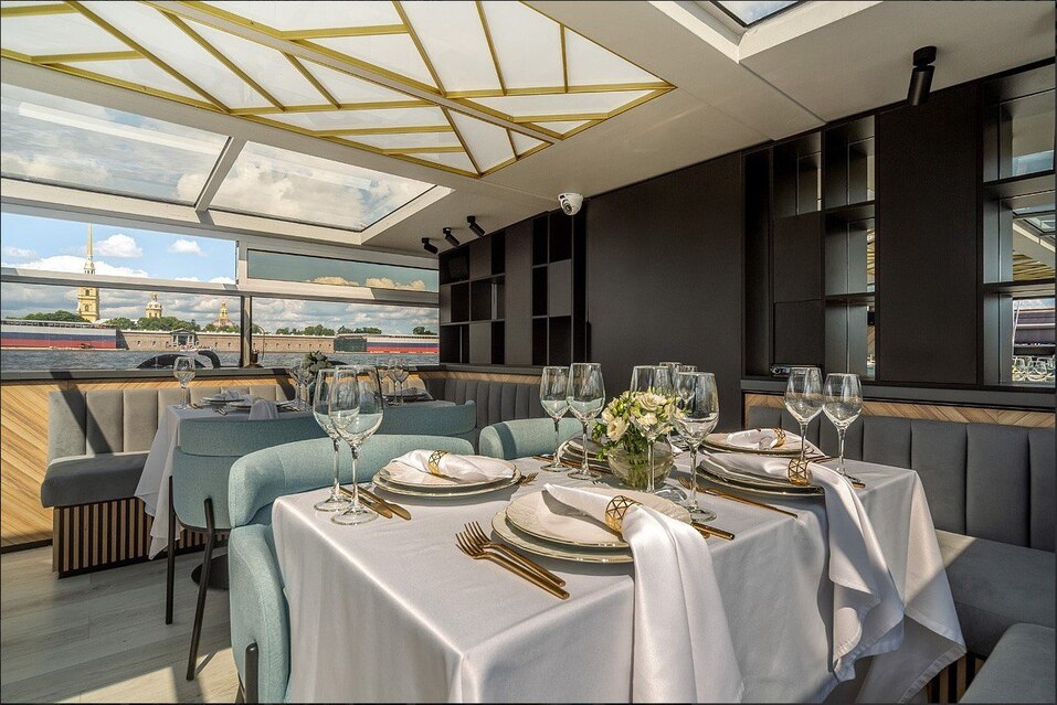 Теплоход «Хемингуэй» от компании «Навигатор» вошел в ТОП свадебных площадок Петербурга 4 Теплоход «Хемингуэй» от компании «Навигатор» вошел в ТОП свадебных площадок Петербурга 4