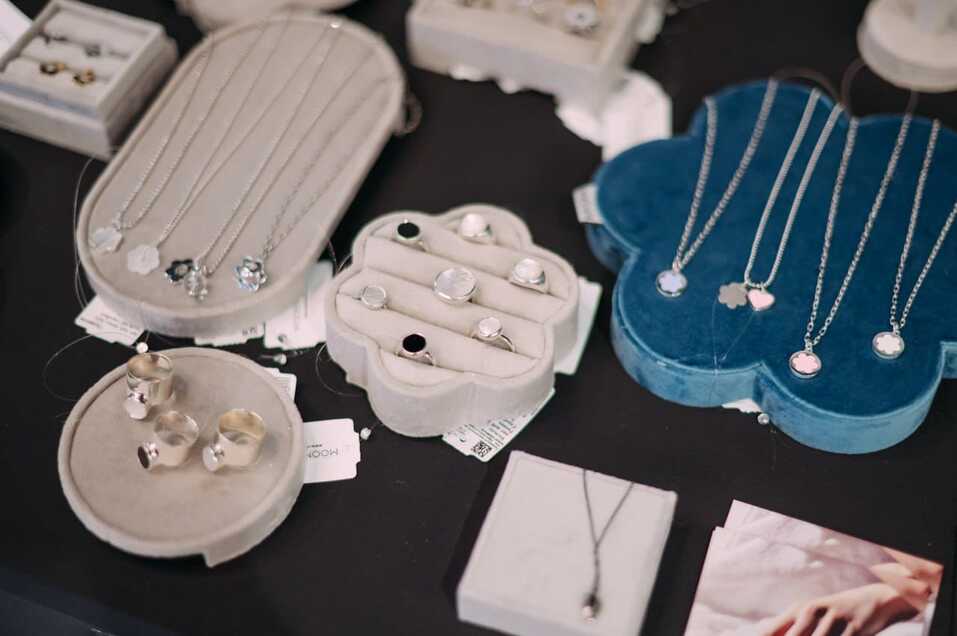 В Екатеринбурге открылась ювелирная выставка-форум «Тонкие грани» 2 В Екатеринбурге открылась ювелирная выставка-форум «Тонкие грани» 2