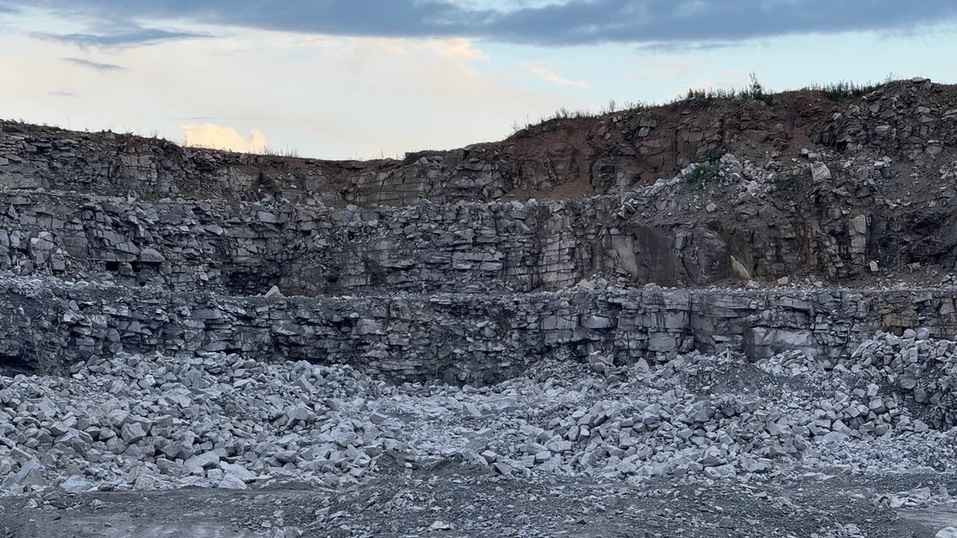 «Без щебня невозможно строить жилье и дороги». Что будет, если карьеры разорятся? 1 «Без щебня невозможно строить жилье и дороги». Что будет, если карьеры разорятся? 1