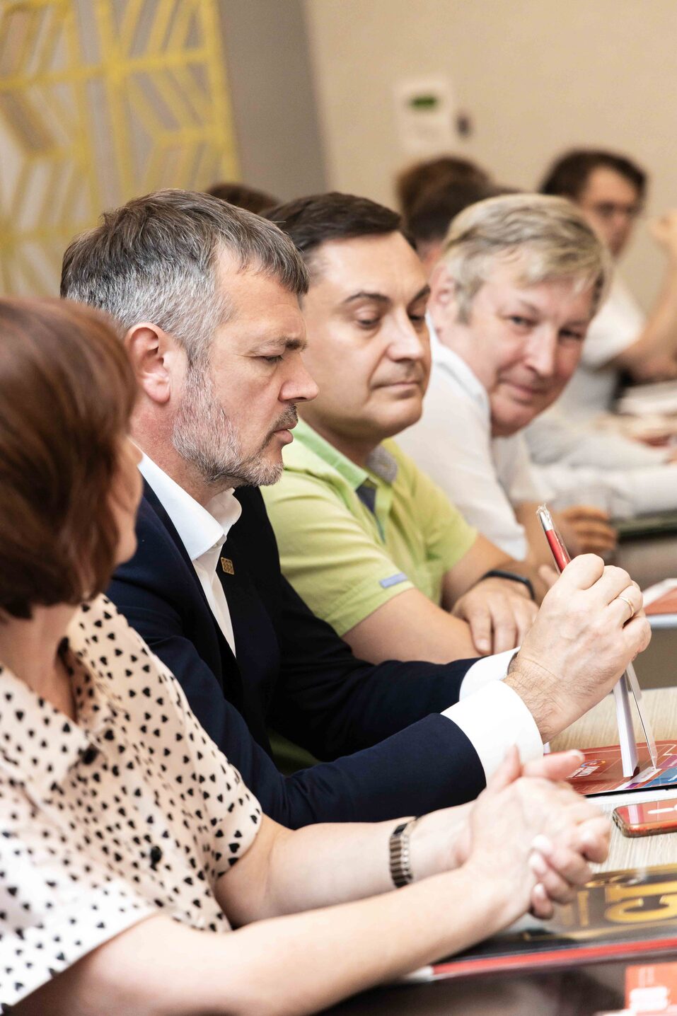 «Деловой квартал» провел установочный экспертный совет по премии «Человек года-2025» 27 «Деловой квартал» провел установочный экспертный совет по премии «Человек года-2025» 27