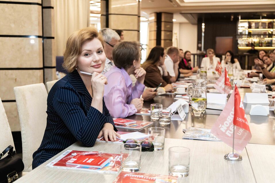 «Деловой квартал» провел установочный экспертный совет по премии «Человек года-2025» 43 «Деловой квартал» провел установочный экспертный совет по премии «Человек года-2025» 43