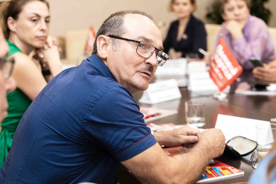 «Деловой квартал» провел установочный экспертный совет по премии «Человек года-2025» 44 «Деловой квартал» провел установочный экспертный совет по премии «Человек года-2025» 44