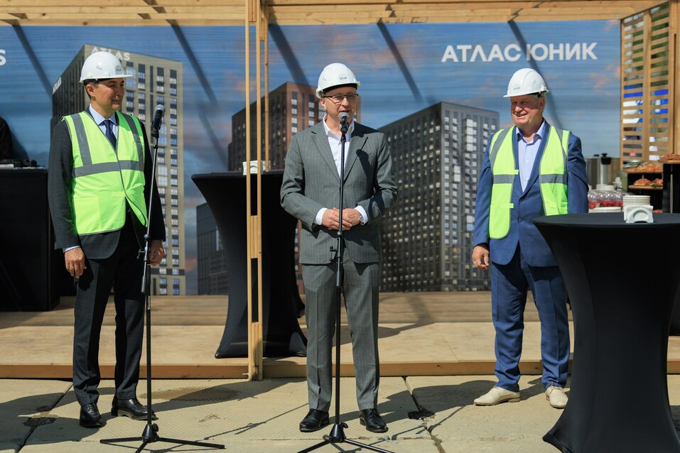 «Создаем новое будущее»: в Чкаловском районе заложили первый камень ЖК «Атлас Юник» 4 «Создаем новое будущее»: в Чкаловском районе заложили первый камень ЖК «Атлас Юник» 4