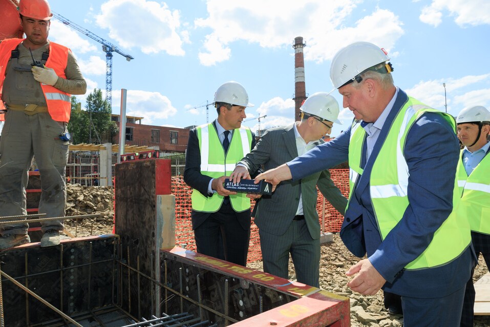 «Создаем новое будущее»: в Чкаловском районе заложили первый камень ЖК «Атлас Юник» 9 «Создаем новое будущее»: в Чкаловском районе заложили первый камень ЖК «Атлас Юник» 9