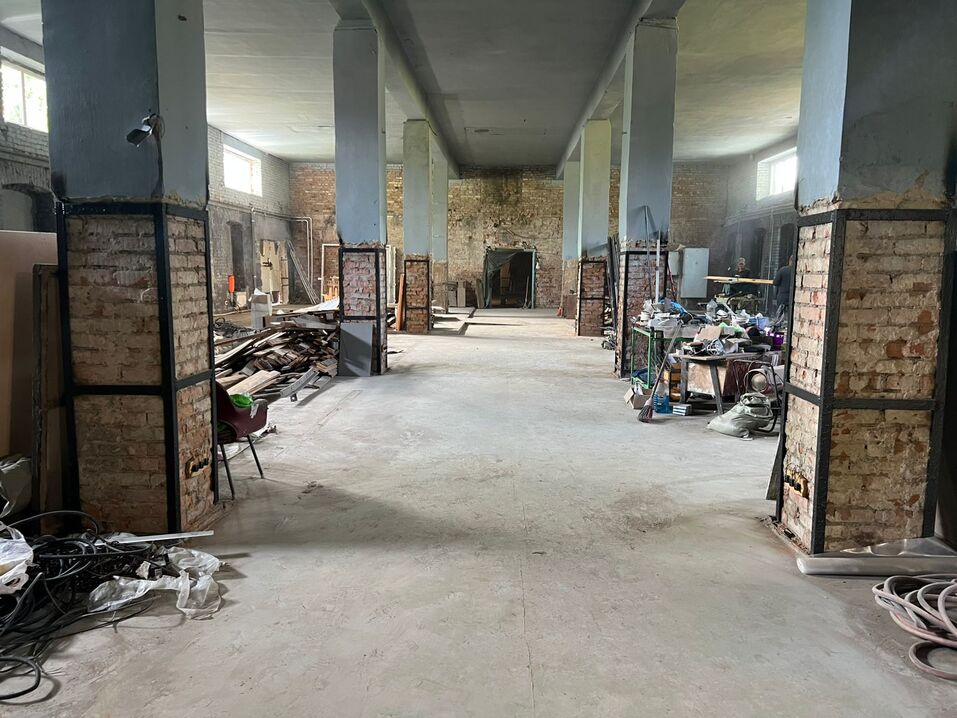 На фото: внутренний зал «Хлебозавода» на 29 июля 2025; Источник: Елена Лопатина. На фото: внутренний зал «Хлебозавода» на 29 июля 2025; Источник: Елена Лопатина.