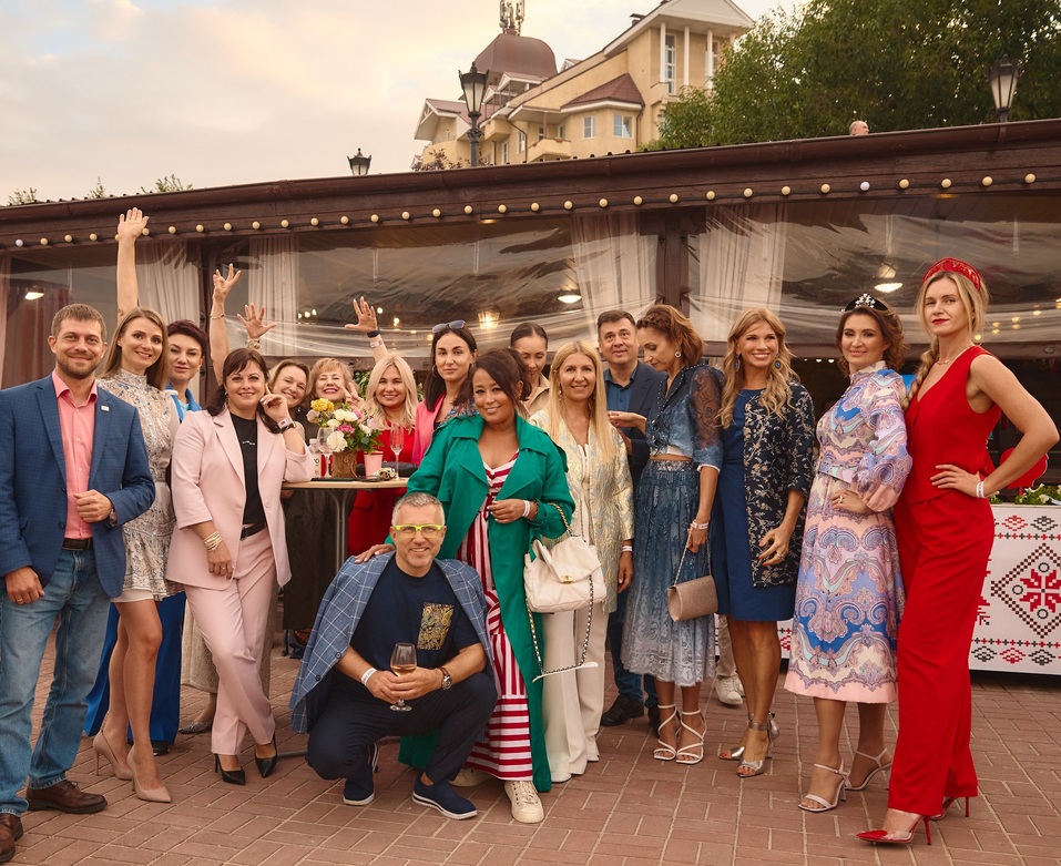 Душевно, задорно, на одном дыхании: Business Residence — 2025 прошел с русским размахом
3 Душевно, задорно, на одном дыхании: Business Residence — 2025 прошел с русским размахом
3