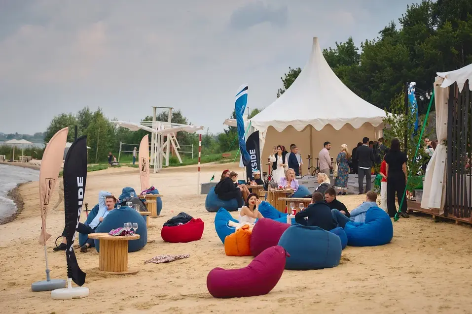 Душевно, задорно, на одном дыхании: Business Residence — 2025 прошел с русским размахом
7 Душевно, задорно, на одном дыхании: Business Residence — 2025 прошел с русским размахом
7