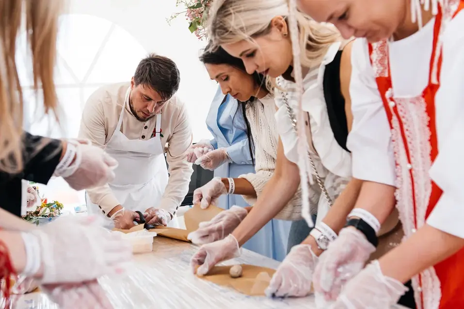 Юбилейный Business Residence: грандиозный праздник для деловых людей
14 Юбилейный Business Residence: грандиозный праздник для деловых людей
14