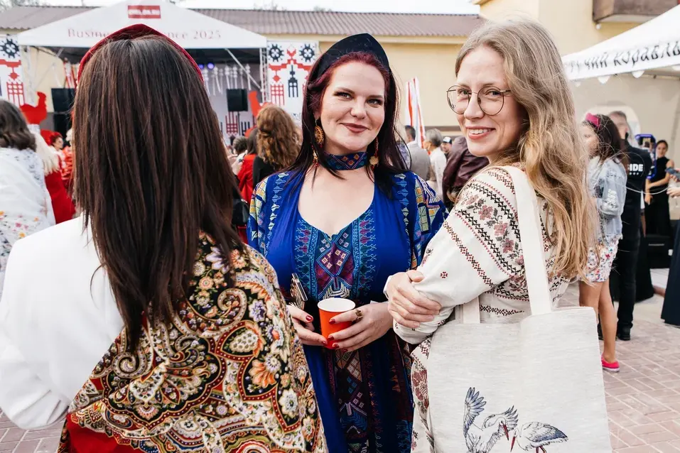 Юбилейный Business Residence: грандиозный праздник для деловых людей
3 Юбилейный Business Residence: грандиозный праздник для деловых людей
3