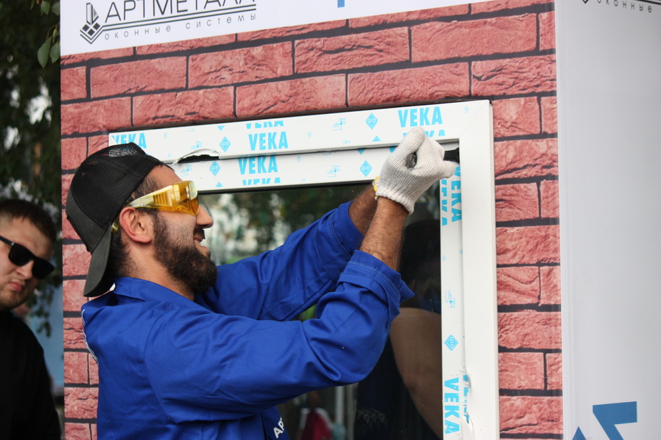 День строителя-2025 в Екатеринбурге с Лабубу, глэм-экскаватором и Биланом: фоторепортаж 15 День строителя-2025 в Екатеринбурге с Лабубу, глэм-экскаватором и Биланом: фоторепортаж 15