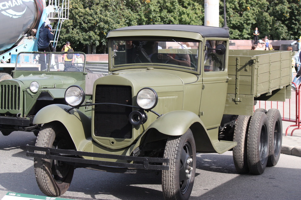 День строителя-2025 в Екатеринбурге с Лабубу, глэм-экскаватором и Биланом: фоторепортаж 16 День строителя-2025 в Екатеринбурге с Лабубу, глэм-экскаватором и Биланом: фоторепортаж 16