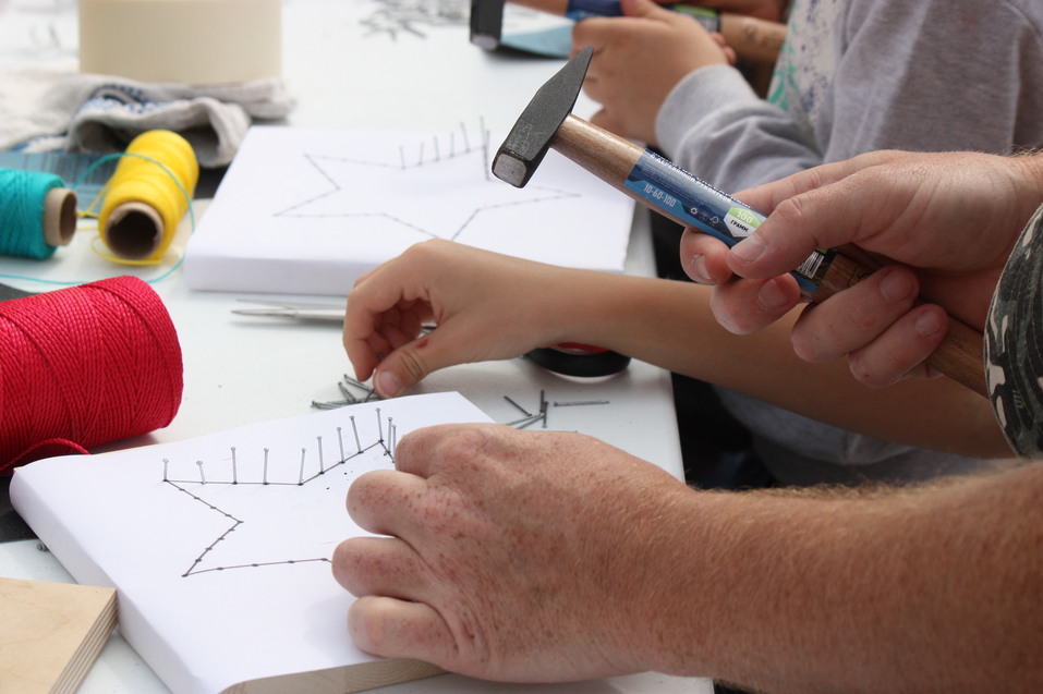 День строителя-2025 в Екатеринбурге с Лабубу, глэм-экскаватором и Биланом: фоторепортаж 29 День строителя-2025 в Екатеринбурге с Лабубу, глэм-экскаватором и Биланом: фоторепортаж 29