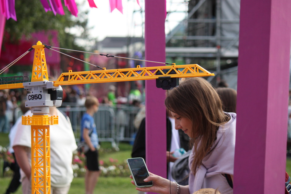 День строителя-2025 в Екатеринбурге с Лабубу, глэм-экскаватором и Биланом: фоторепортаж 30 День строителя-2025 в Екатеринбурге с Лабубу, глэм-экскаватором и Биланом: фоторепортаж 30