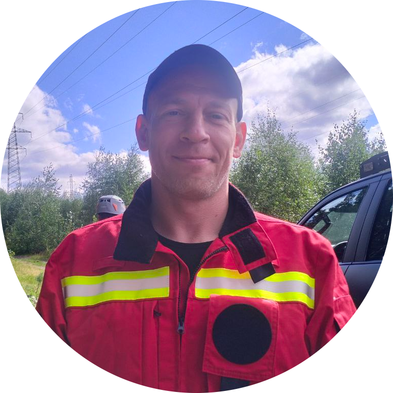 «В нашей работе случаются чудеса»: как «РМК Поиск» спасает туристов, грибников и детей
4 «В нашей работе случаются чудеса»: как «РМК Поиск» спасает туристов, грибников и детей
4