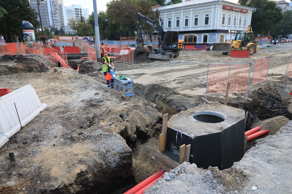 Власти Тюмени обещают открыть перекресток Ленина и Первомайской до 1 сентября 2 Власти Тюмени обещают открыть перекресток Ленина и Первомайской до 1 сентября 2