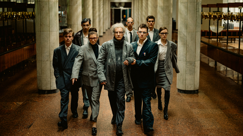 «Современник» и «Табакерка»: спектакли каких прославленных театров увидят красноярцы?
2 «Современник» и «Табакерка»: спектакли каких прославленных театров увидят красноярцы?
2