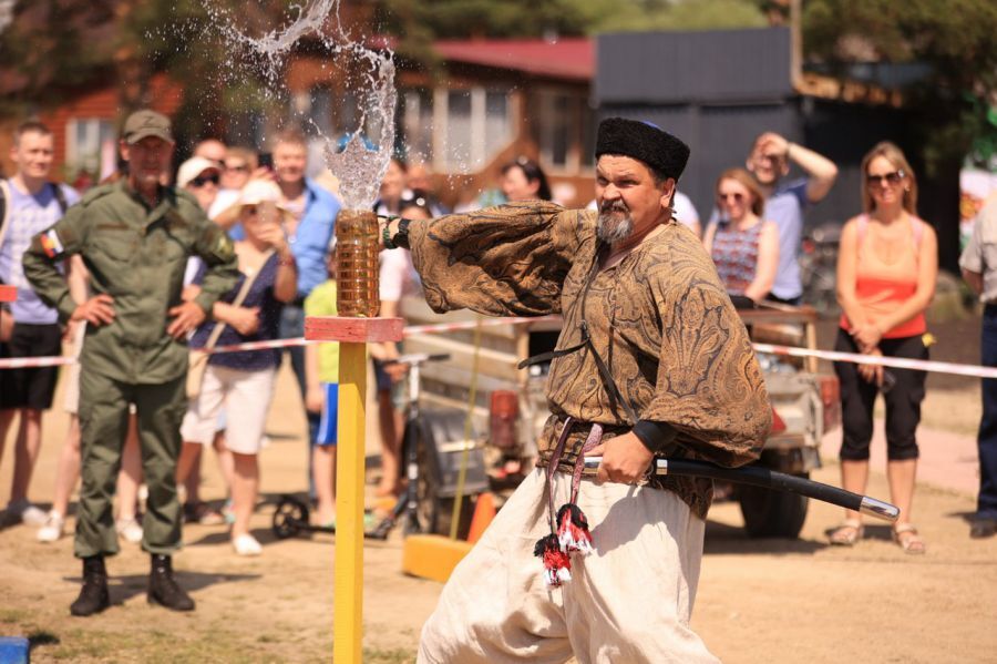 Косплей-шоу, рубка шашкой и Ку-Ку-Фест: расскажем, где и как отдохнуть накануне осени 4 Косплей-шоу, рубка шашкой и Ку-Ку-Фест: расскажем, где и как отдохнуть накануне осени 4