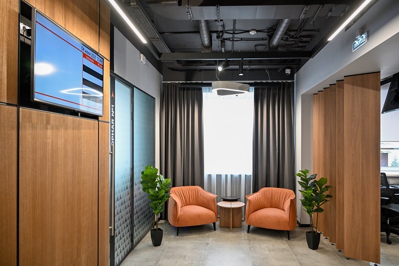 В Красноярске открылся офис нового формата Азиатско-Тихоокеанского банка 2 В Красноярске открылся офис нового формата Азиатско-Тихоокеанского банка 2