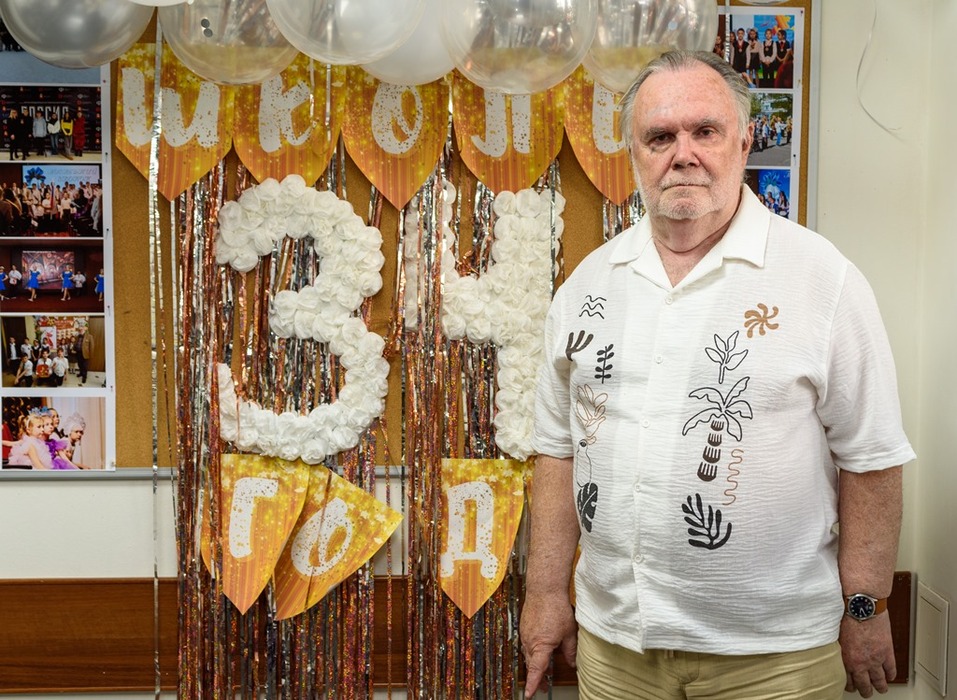 Александр Медзюта: «Главная наша задача — научить ребенка добывать знания и общаться» 1 Александр Медзюта: «Главная наша задача — научить ребенка добывать знания и общаться» 1