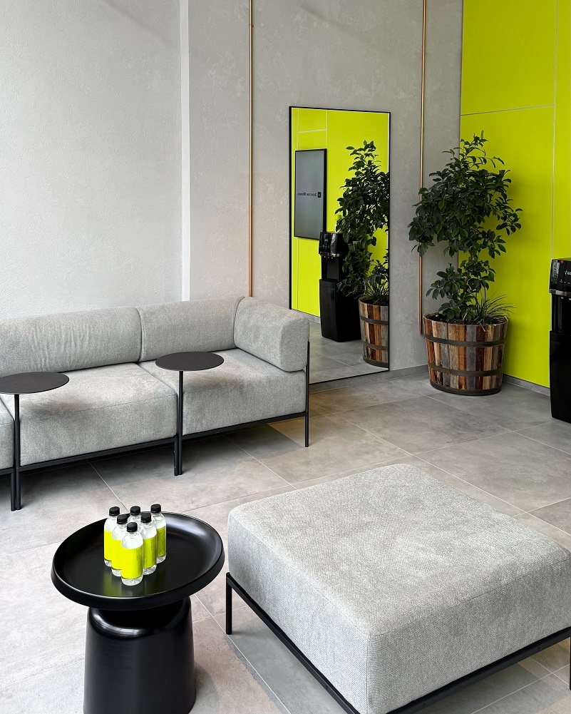 «Золотое Яблоко» расширяет собственную сеть ПВЗ в Екатеринбурге
1 «Золотое Яблоко» расширяет собственную сеть ПВЗ в Екатеринбурге
1