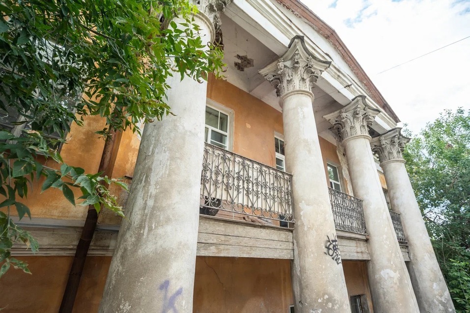 Пощечина общественному вкусу и архитектурная чехарда. Здания Екатеринбурга XIX в. 7 Пощечина общественному вкусу и архитектурная чехарда. Здания Екатеринбурга XIX в. 7