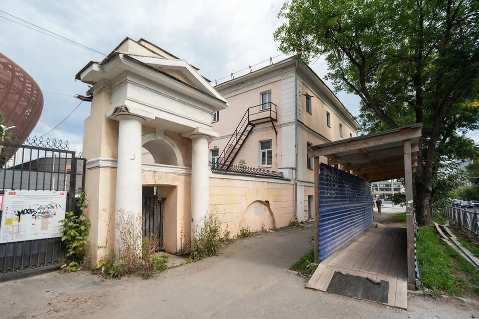 Пощечина общественному вкусу и архитектурная чехарда. Здания Екатеринбурга XIX в. 9 Пощечина общественному вкусу и архитектурная чехарда. Здания Екатеринбурга XIX в. 9