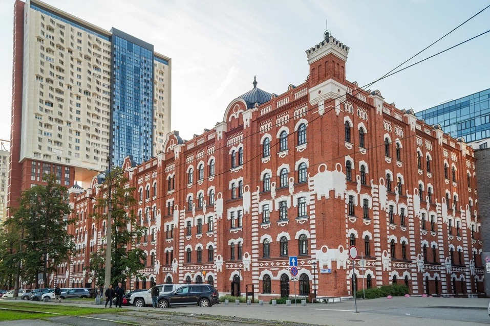 Пощечина общественному вкусу и архитектурная чехарда. Здания Екатеринбурга XIX в. 13 Пощечина общественному вкусу и архитектурная чехарда. Здания Екатеринбурга XIX в. 13