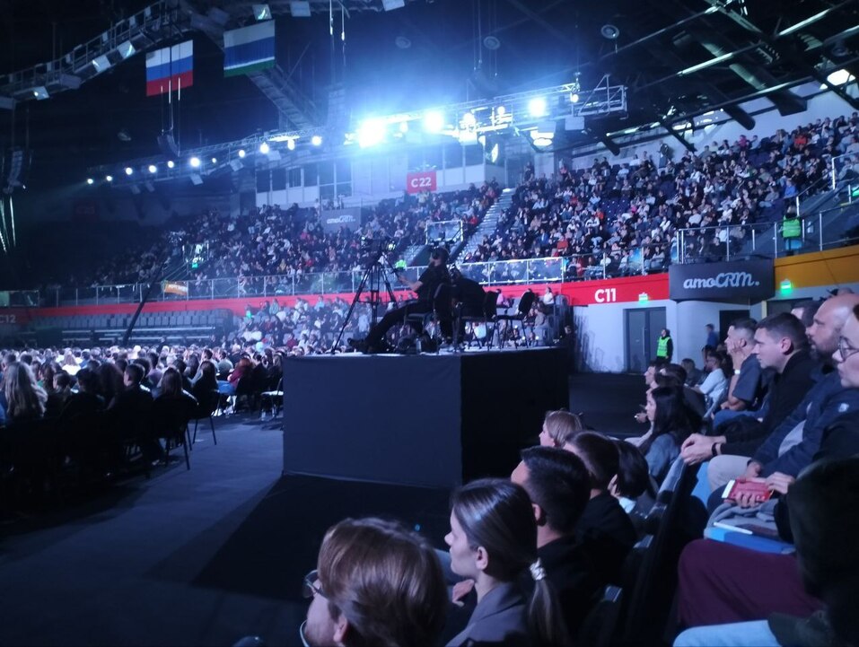 Артемий Лебедев: «Легкость — самая важная вещь на свете. Подорвался — и сразу делай» 2 Артемий Лебедев: «Легкость — самая важная вещь на свете. Подорвался — и сразу делай» 2