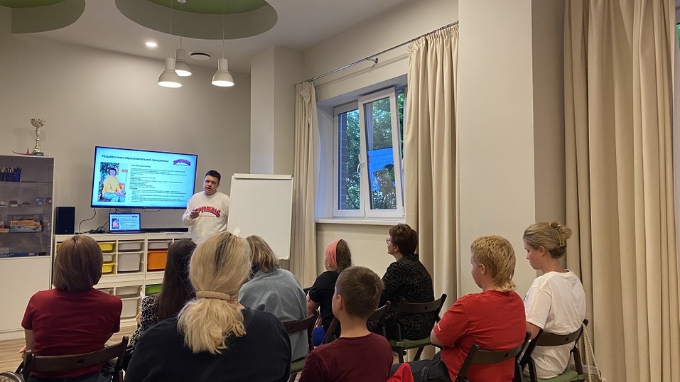 10 причин развивать гибкие навыки ребенка для его высоких достижений
1 10 причин развивать гибкие навыки ребенка для его высоких достижений
1