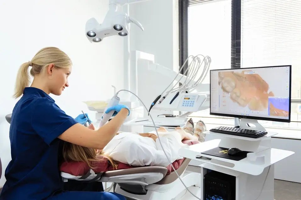 9 из 10 пациентов не идут к стоматологу рядом с домом. Почему так? 3 9 из 10 пациентов не идут к стоматологу рядом с домом. Почему так? 3