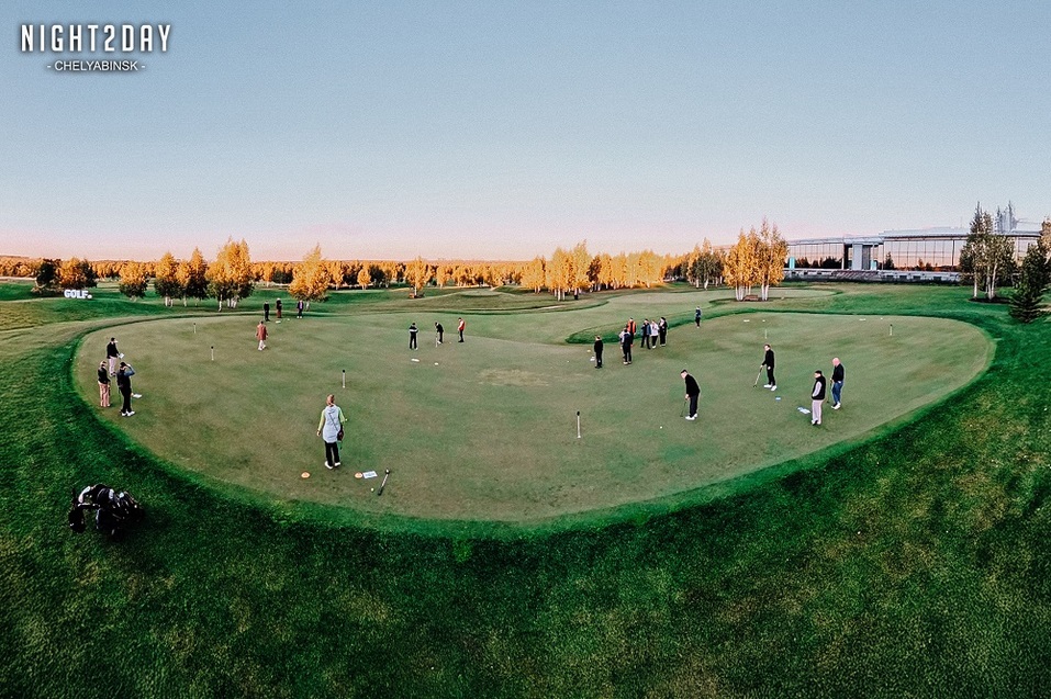 На IT-Кубке по гольфу в Челябинске обсудили снижение ключевой ставки — мнение бизнеса
3 На IT-Кубке по гольфу в Челябинске обсудили снижение ключевой ставки — мнение бизнеса
3