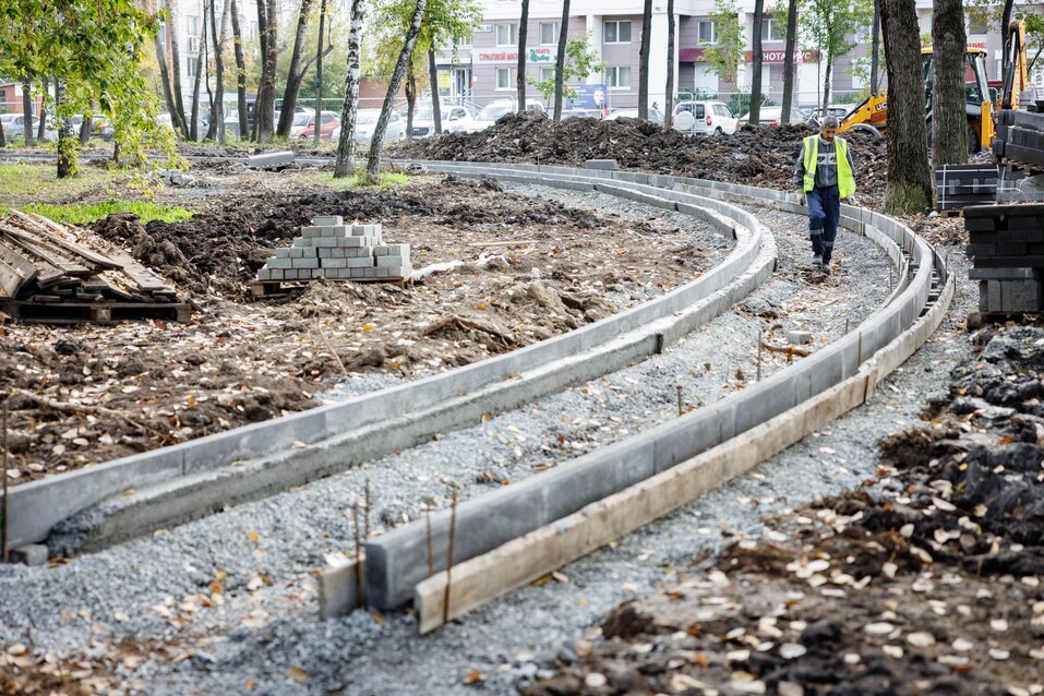 Парк 50-летия ВЛКСМ в Екатеринбурге откроют на год раньше срока: как там сейчас
3 Парк 50-летия ВЛКСМ в Екатеринбурге откроют на год раньше срока: как там сейчас
3