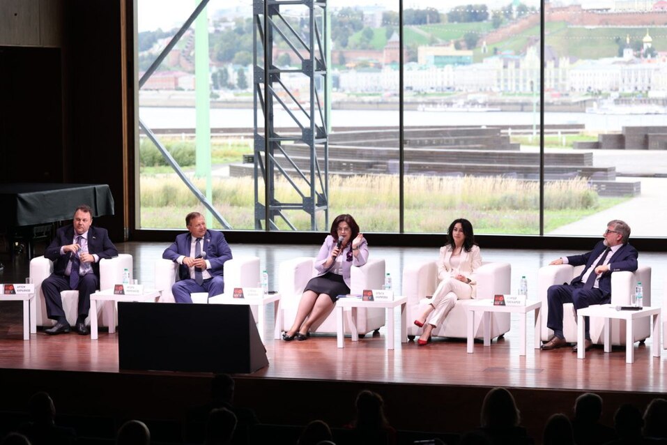 О брендах, законах и эмоциях. Рекламный форум собрал профессионалов рынка в 25 раз 1 О брендах, законах и эмоциях. Рекламный форум собрал профессионалов рынка в 25 раз 1