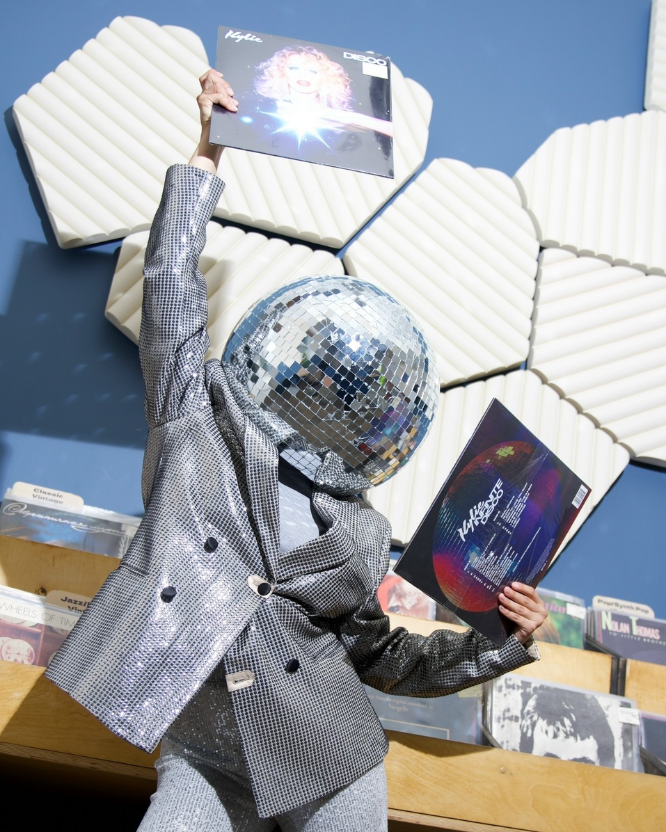 Иллюстрация: vk.com/krugivinyl Иллюстрация: vk.com/krugivinyl