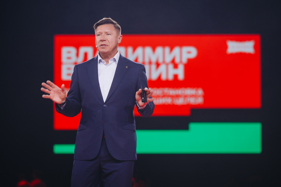 Альфа-Конфа в Нижнем Новгороде: 3000 предпринимателей зарядились энергией роста
2 Альфа-Конфа в Нижнем Новгороде: 3000 предпринимателей зарядились энергией роста
2