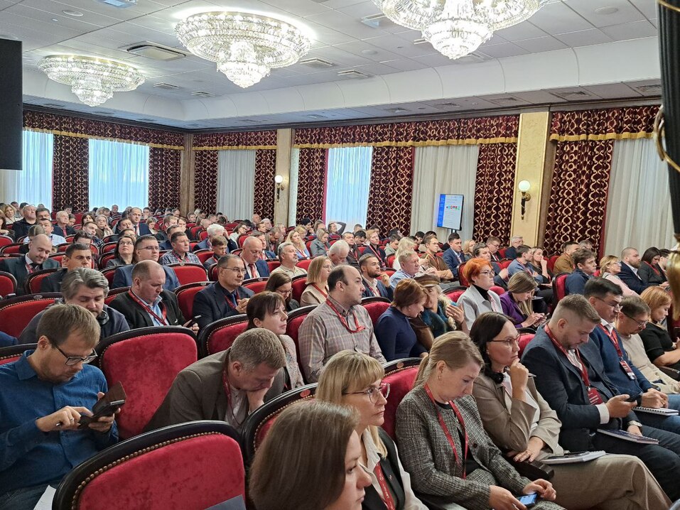 В Челябинске развенчали мифы о цифровизации и роботизации бизнеса в России
1 В Челябинске развенчали мифы о цифровизации и роботизации бизнеса в России
1