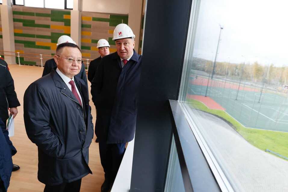 Министр строительства и ЖКХ РФ Ирек Файзуллин посетил строящийся кампус УрФУ 1 Министр строительства и ЖКХ РФ Ирек Файзуллин посетил строящийся кампус УрФУ 1