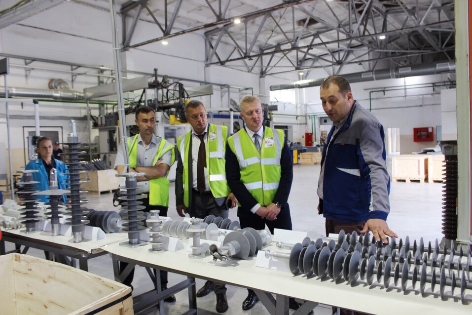 Сергей Михайлов, ЮАИЗ: «Я производственник и хочу развивать экономику страны»
1 Сергей Михайлов, ЮАИЗ: «Я производственник и хочу развивать экономику страны»
1