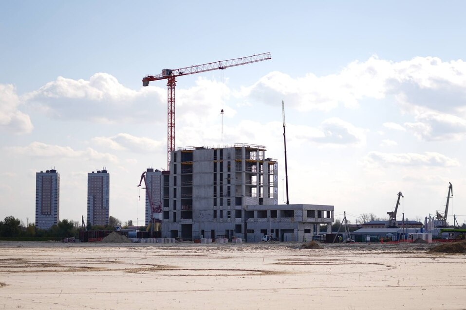 На улице Мельникайте в Тюмени появится 13-этажный офисный центр 2 На улице Мельникайте в Тюмени появится 13-этажный офисный центр 2