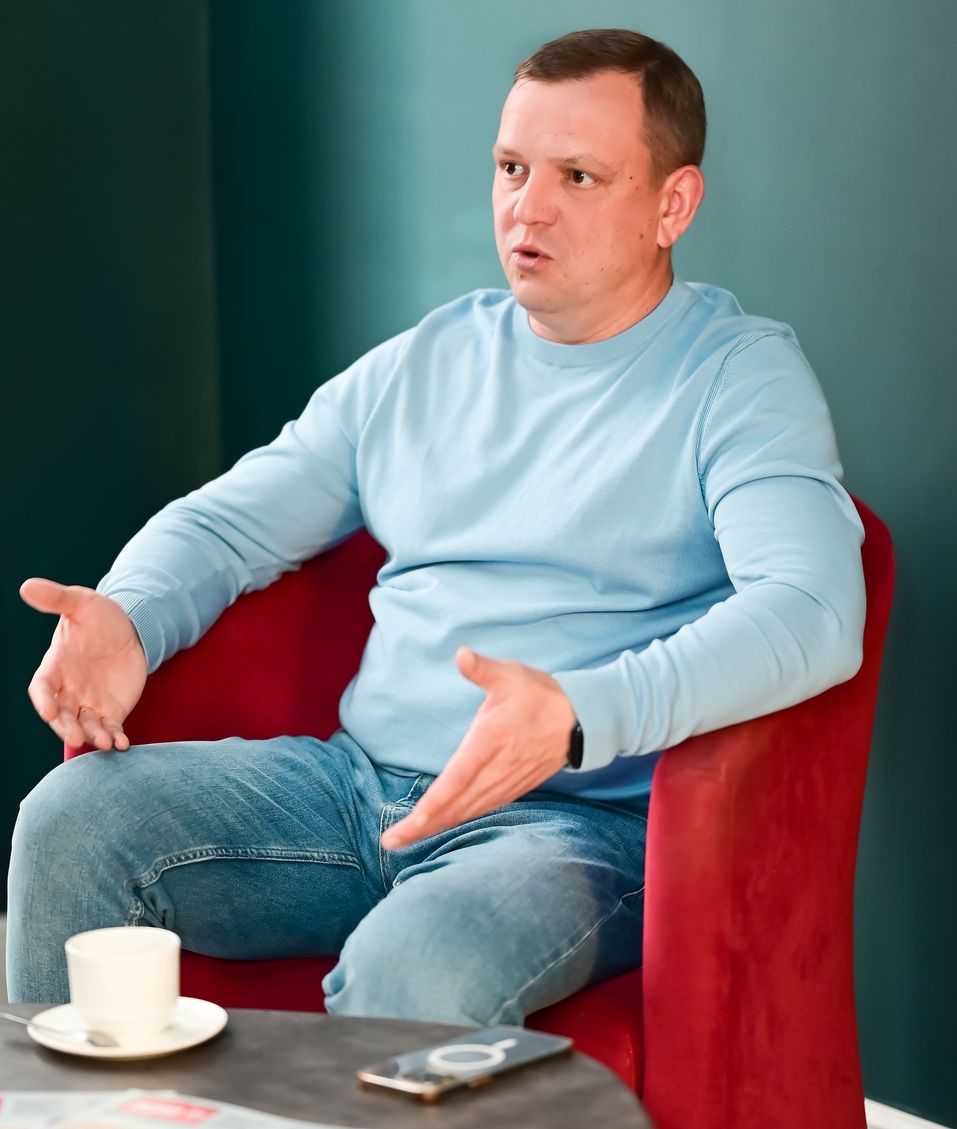 Павел Васютин: Чтобы составить конкуренцию китайцам, нужно выпускать уникальных роботов
2 Павел Васютин: Чтобы составить конкуренцию китайцам, нужно выпускать уникальных роботов
2