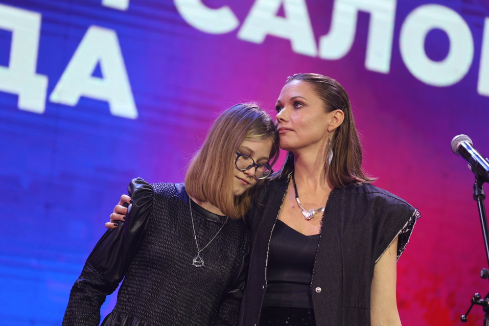 Александр Ревва и Алла Михеева проведут вручение Народной премии Е1.RU 1 Александр Ревва и Алла Михеева проведут вручение Народной премии Е1.RU 1