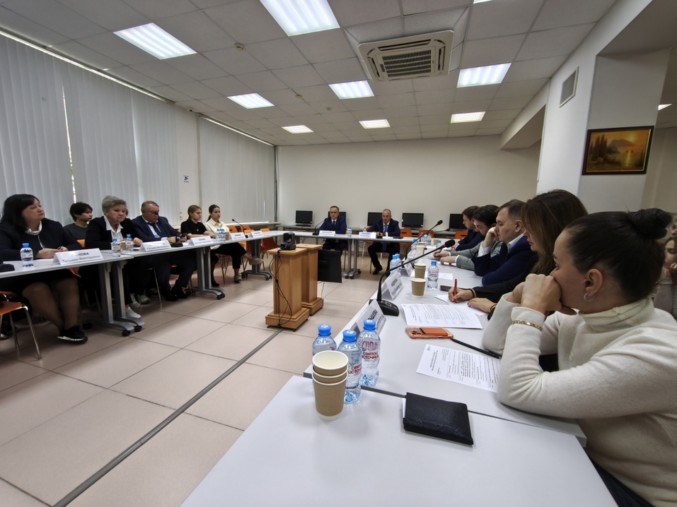 Запрет иностранных товаров и сборы с отельеров: что обсудили на Совете при УФАС России 1 Запрет иностранных товаров и сборы с отельеров: что обсудили на Совете при УФАС России 1