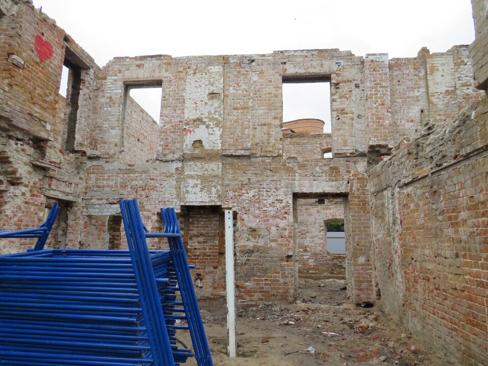 Реставрация бывшего ночлежного дома в центре Тюмени закончится в 2027 году 1 Реставрация бывшего ночлежного дома в центре Тюмени закончится в 2027 году 1