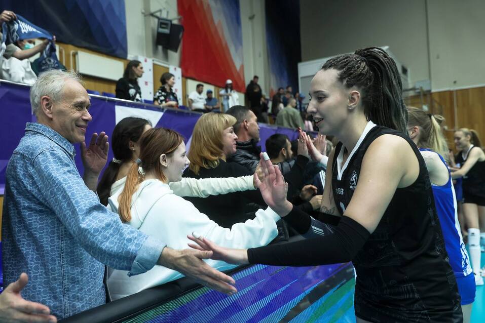 Челябинские волейболистки одержали первую победу в новом сезоне 3 Челябинские волейболистки одержали первую победу в новом сезоне 3