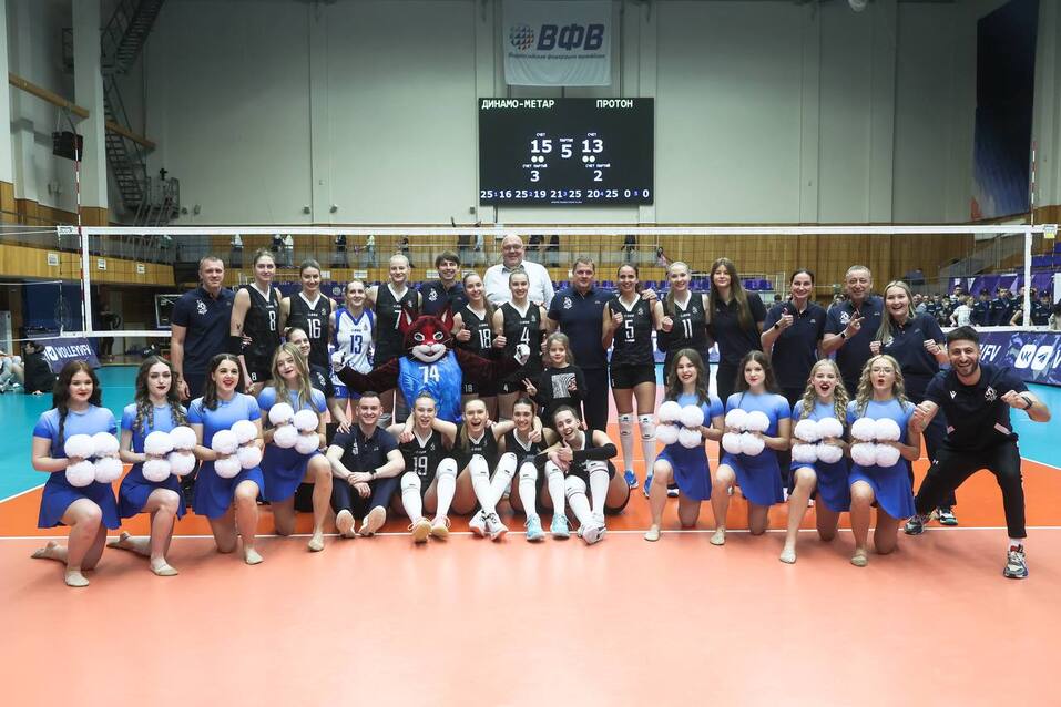 Челябинские волейболистки одержали первую победу в новом сезоне 4 Челябинские волейболистки одержали первую победу в новом сезоне 4