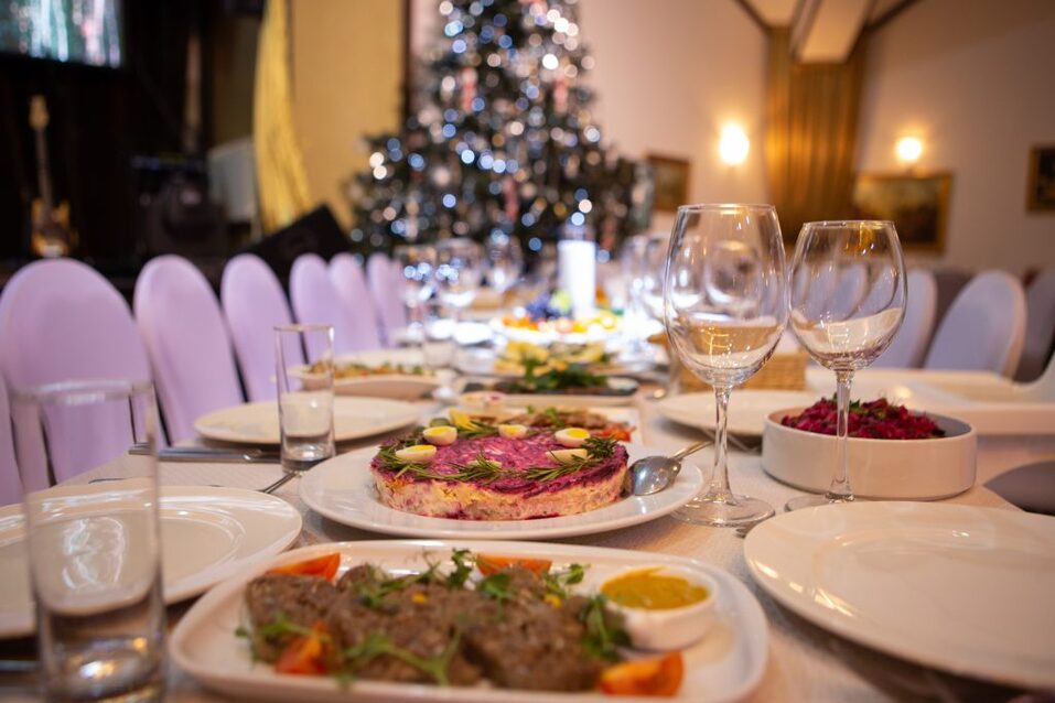 Где встретить Новый год с семьей и сэкономить: в SMOLINOPARK ребенок отдыхает бесплатно
2 Где встретить Новый год с семьей и сэкономить: в SMOLINOPARK ребенок отдыхает бесплатно
2