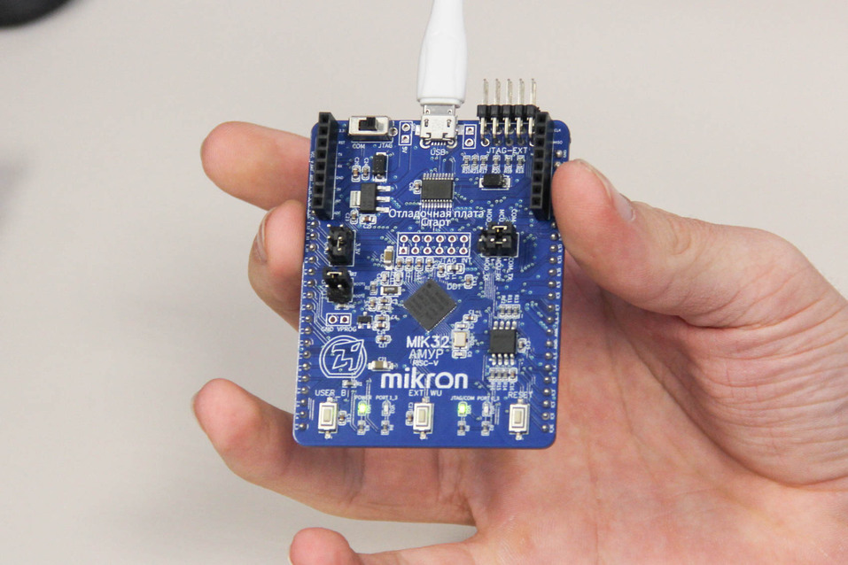 Челябинские ученые создали программу для управления вентильным электродвигателем
1 Челябинские ученые создали программу для управления вентильным электродвигателем
1