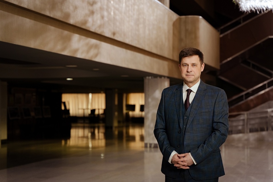 Звучание легенды: начался фестиваль «Хворостовский»
1 Звучание легенды: начался фестиваль «Хворостовский»
1