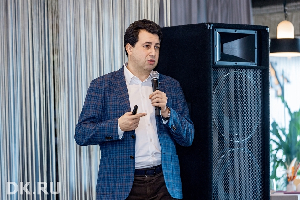 Урок 90-х: не адаптируешься — исчезнешь. О чем говорили эксперты бизнес-завтрака 1 Урок 90-х: не адаптируешься — исчезнешь. О чем говорили эксперты бизнес-завтрака 1